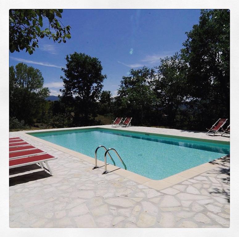 Agriturismo La Corte Del Lupo โนเชราอุมบรา ภายนอก รูปภาพ