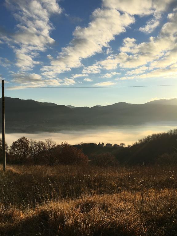 Agriturismo La Corte Del Lupo โนเชราอุมบรา ภายนอก รูปภาพ