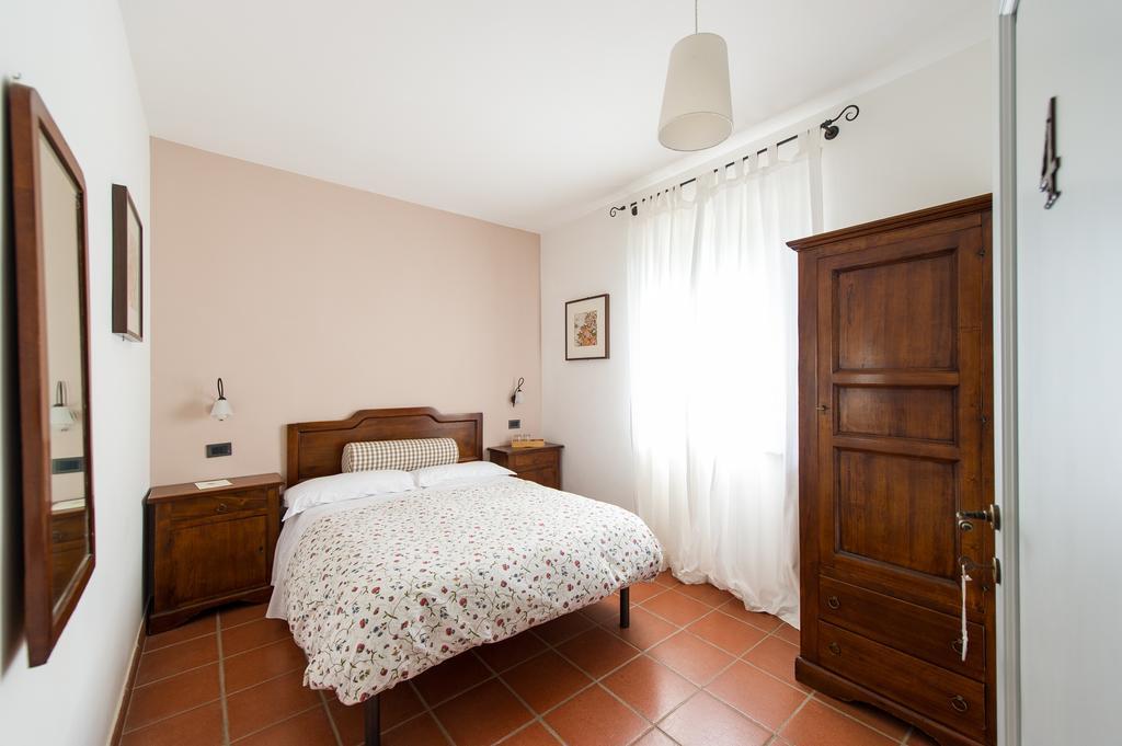 Agriturismo La Corte Del Lupo โนเชราอุมบรา ภายนอก รูปภาพ
